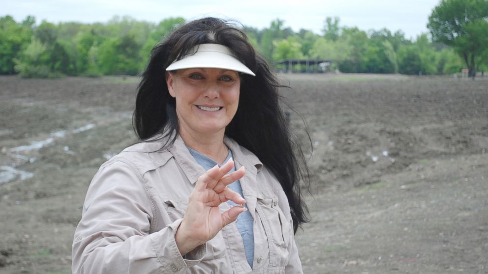 California woman finds 4-carat diamond at Arkansas' Crater of Diamonds