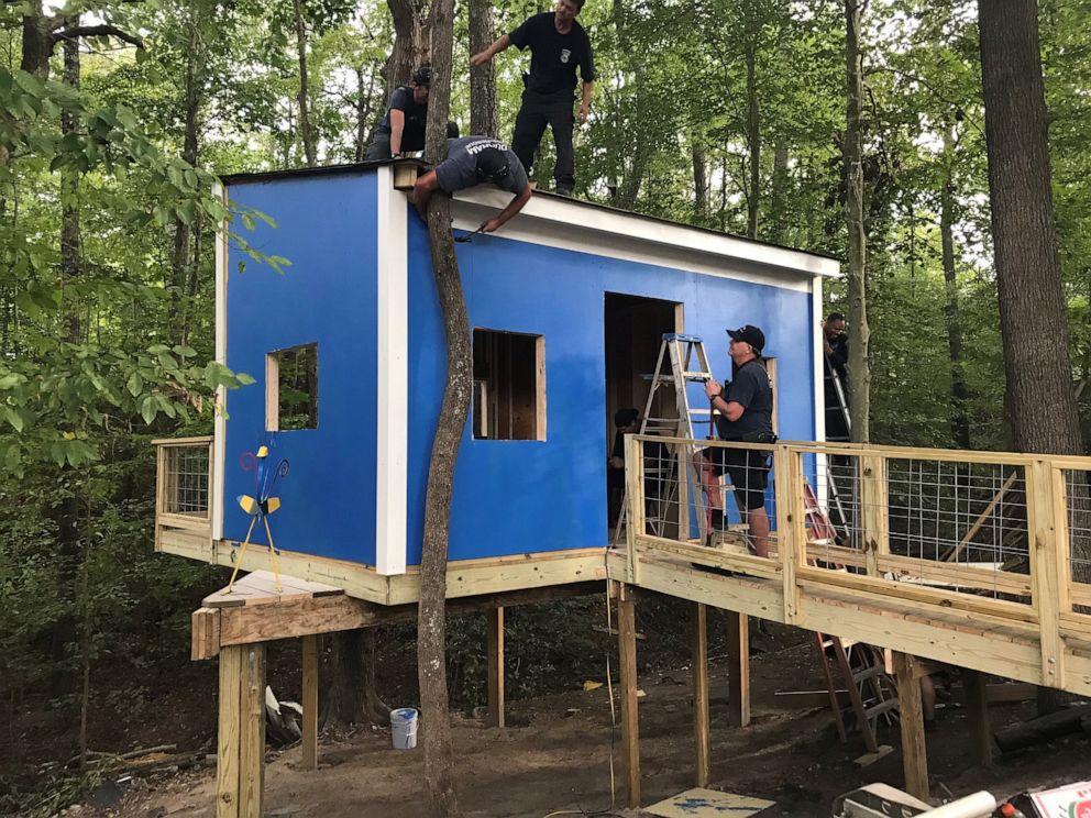 PHOTO: A treehouse being built by volunteers in North Carolina.