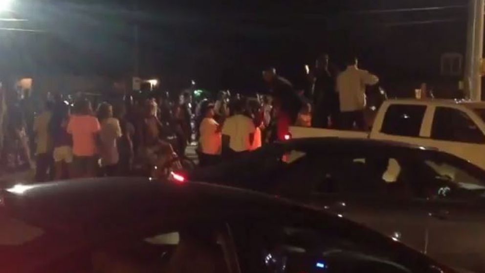 Baton Rouge Police Investigate Fatal Shooting of Black Man at ...