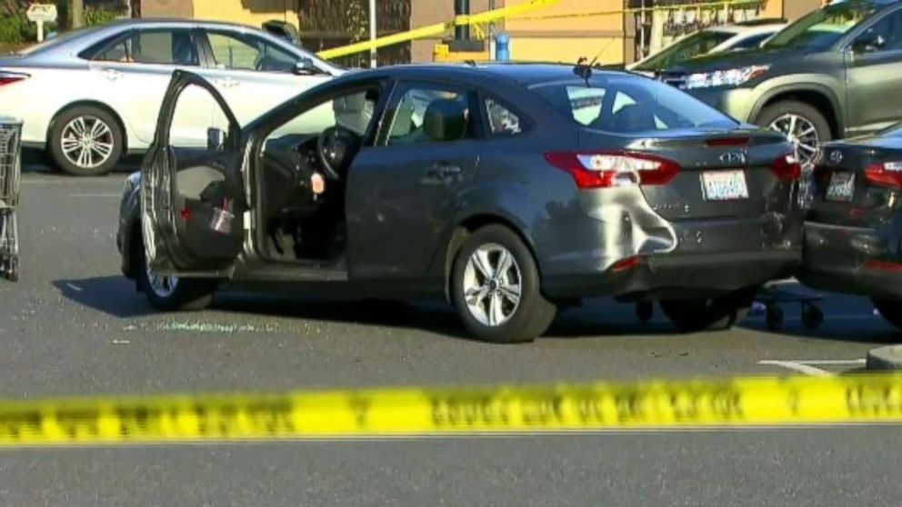 Armed bystander who gunned down pistol-wielding carjacking suspect in ...