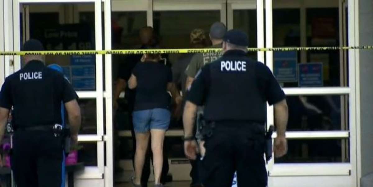 PHOTO: Police investigate a shooting spree a Walmart in Tumwater, Washington.
