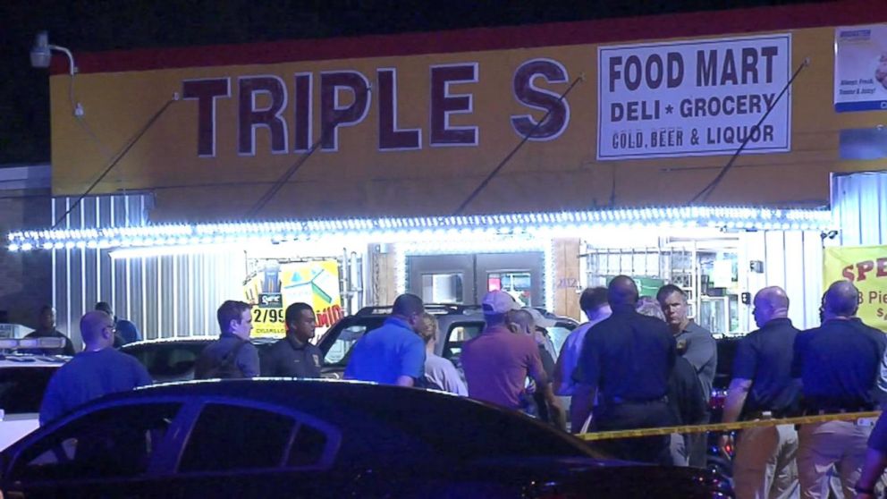 PHOTO: The store is seen here where Alton Sterling died during an altercation with police in Baton Rouge, Louisiana.