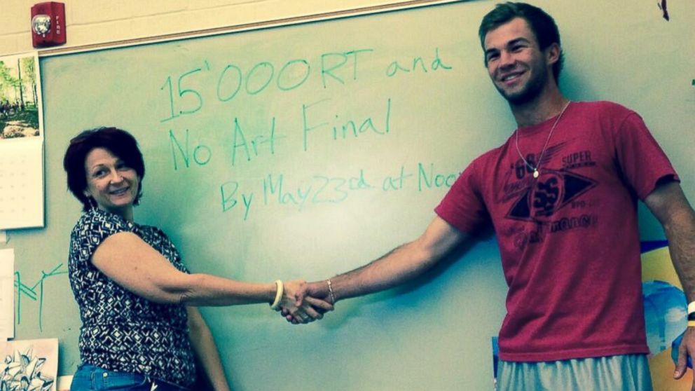 Andrew Muennink, a senior at Round Rock High School in Texas, said he struck a deal with his teacher that if he got 15,000 retweets, his art class wouldn't have to take the final exam.