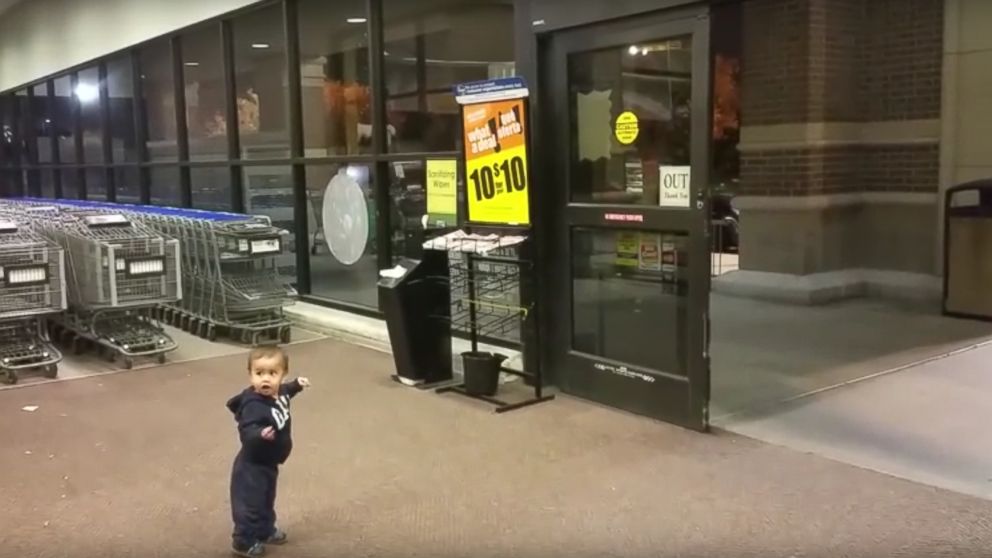 PHOTO: Abraham Vargas posted a video of his 21-month-old son Azrael's priceless reaction to automatic sliding doors at their local grocery store. 