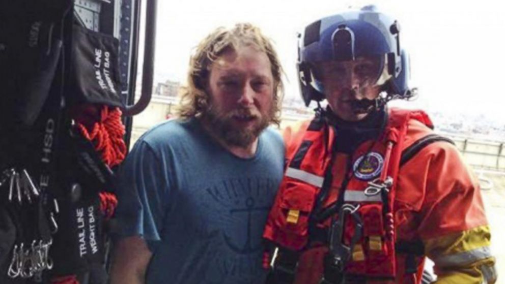 PHOTO: The Coast Guard rescued nine crew members from the Canadian Tall Ship Liana's Ransom on Monday, March 30, 2015. 