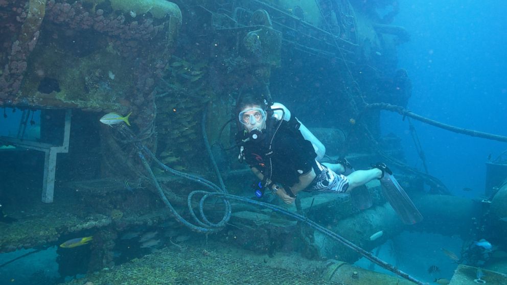 PHOTO: Cousteau will lead a team of "aquanauts" as they live underwater for a month.