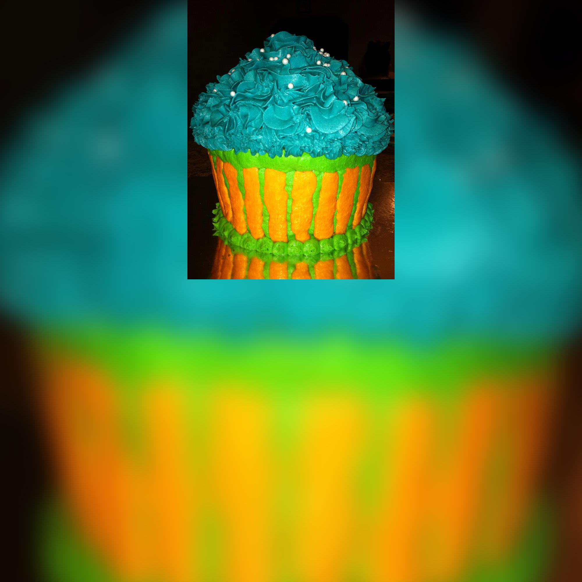PHOTO: A cake-sized cupcake made by Chloe Stirling.