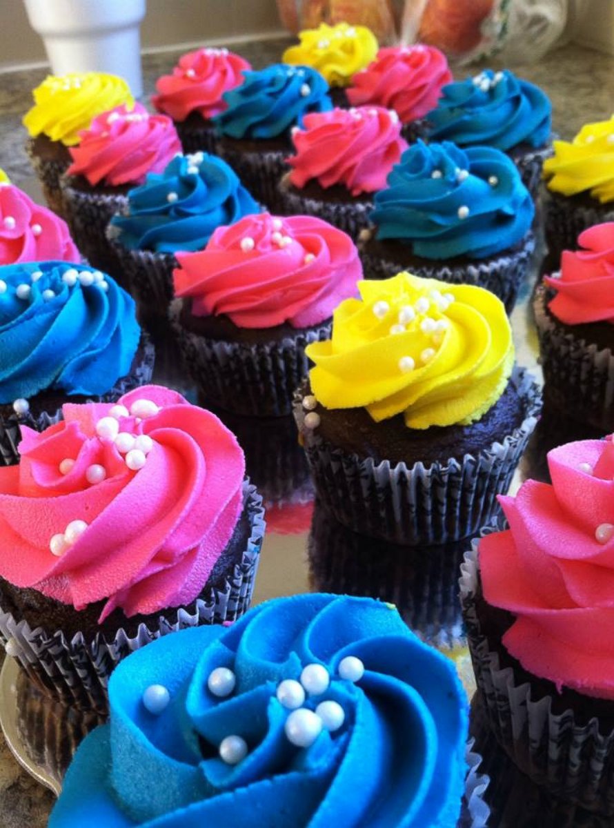 PHOTO: Some of Chloe Stirling's cupcakes.