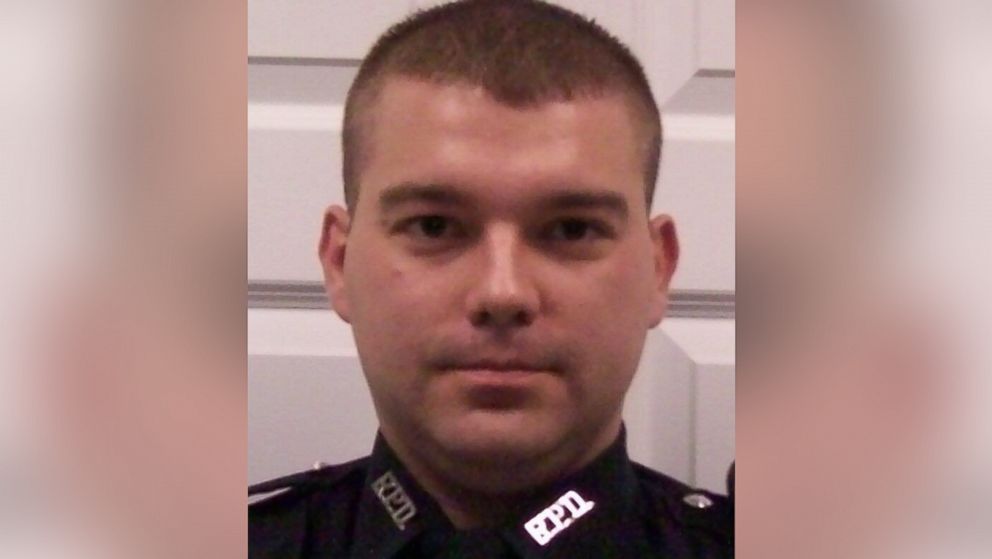 Richmond, KY Police Officer Daniel Ellis has died in hospital after being shot in the head on Wednesday while he was pursuing a suspect. 