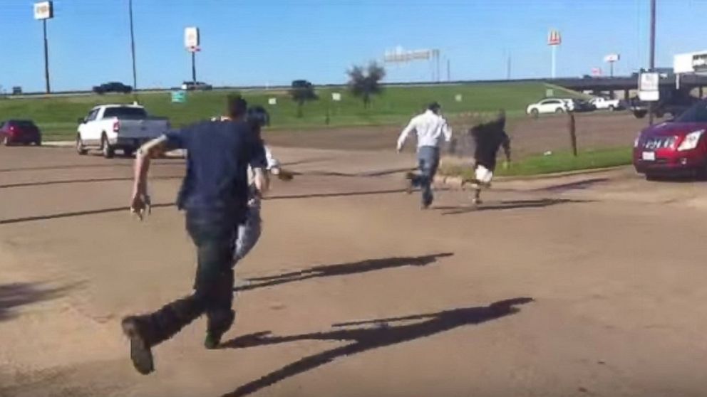 PHOTO: A group of Good Samaritans chased down an alleged thief after police say he stole a purse from an 84-year-old woman in a Walmart parking lot in Bellmead, Texas. 