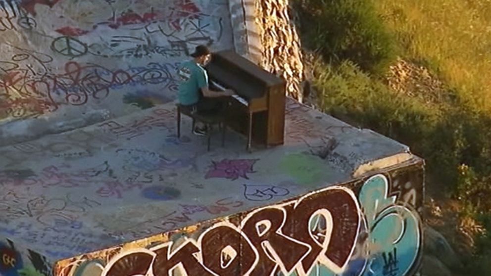PHOTO: No one knows why or how an upright piano came to be placed at the Topanga Lookout in the Santa Monica Mountains National Recreation Area.