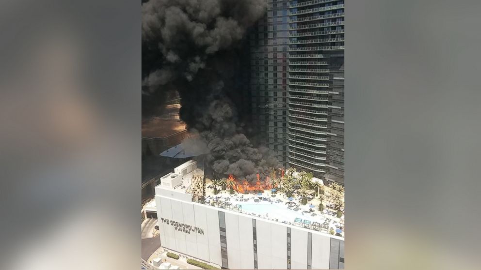 Pool Fire At Cosmopolitan Hotel Of Las Vegas Fueled By Cabanas Artificial Plants Fire Dept Says Abc News