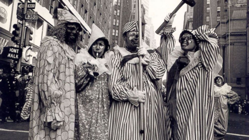 Macy S Thanksgiving Day Parade Through The Years Photos Abc News