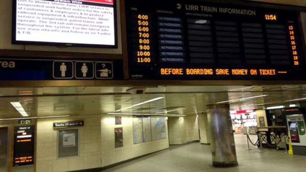 PHOTO: A look at an empty Penn Station as service has been shut down since Monday night due to snowstorm.