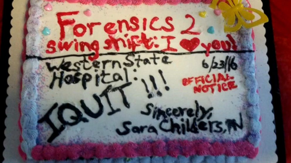 PHOTO: Sara Childers had a cake delivered officially notifying her employer that she quit.
