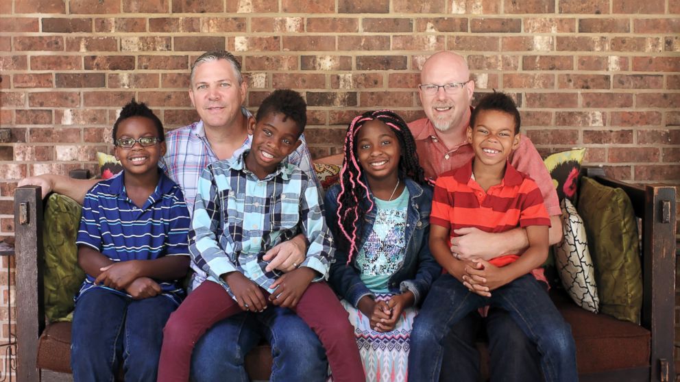 PHOTO: The Scheer family, from left, Greyson, 8, Rob, Makai, 8, Amaya, 11, Reece, and Tristan, 6.