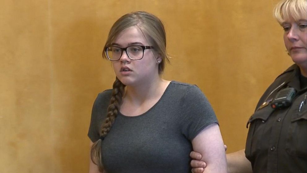 PHOTO: Morgan Geyser, 14, will plead not guilty due to a mental disease or defect in the Slender Man stabbing case, her lawyer said.