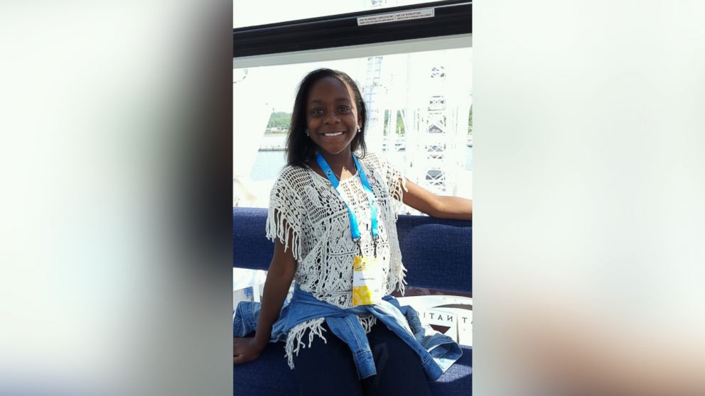 PHOTO: Lauren Walker takes a ride on the Capital Wheel overlooking the Potomac River after she competed in the 2016 Scripps National Spelling Bee in Oxon Hill, Md.