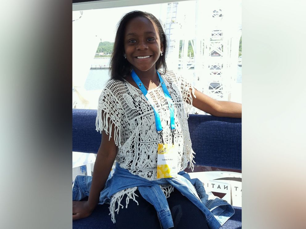 PHOTO: Lauren Walker takes a ride on the Capital Wheel overlooking the Potomac River after she competed in the 2016 Scripps National Spelling Bee in Oxon Hill, Md.