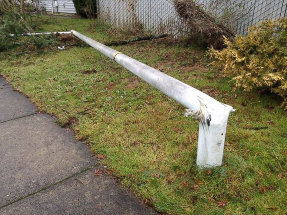 PHOTO:Mike Warner posted this photo to Twitter with the caption, "This light pole bent as possible tornado tore through Battle Ground neighborhood," Dec. 10, 2015, in Battle Ground, Wash. 