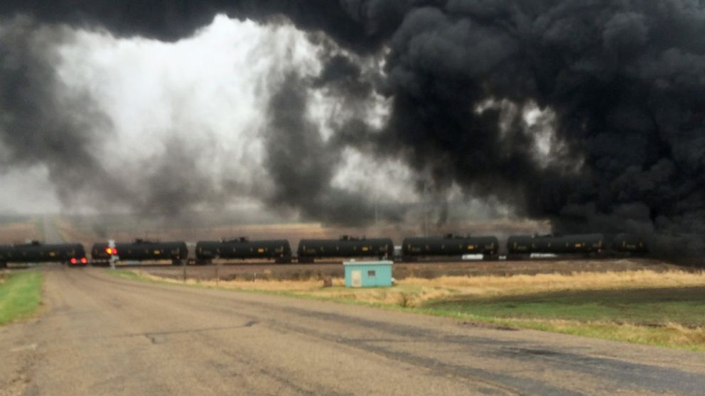 PHOTO: A 109-car Burlington Northern Santa Fe oil tanker train derailed and caught fire near a small town in North Dakota, May 6, 2015.
