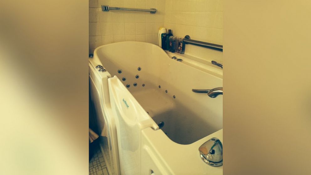 In Sandusky, OH, Bridget Ryan and Ramon Roy Learned About Bathtub With Door For Elderly thumbnail