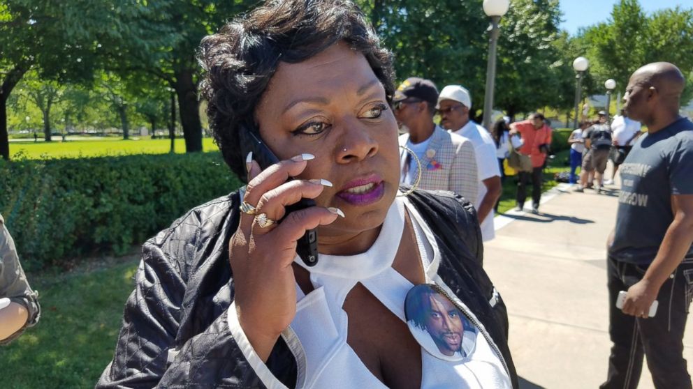 PHOTO: Valerie Castile took a call from President Obama, July 12, 2016.