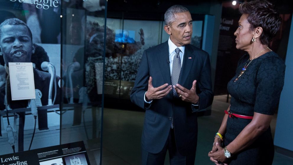 PHOTO: President Barack Obama talks with "GMA" co-anchor Robin Roberts at the Smithsonian National Museum of African American History and Culture.