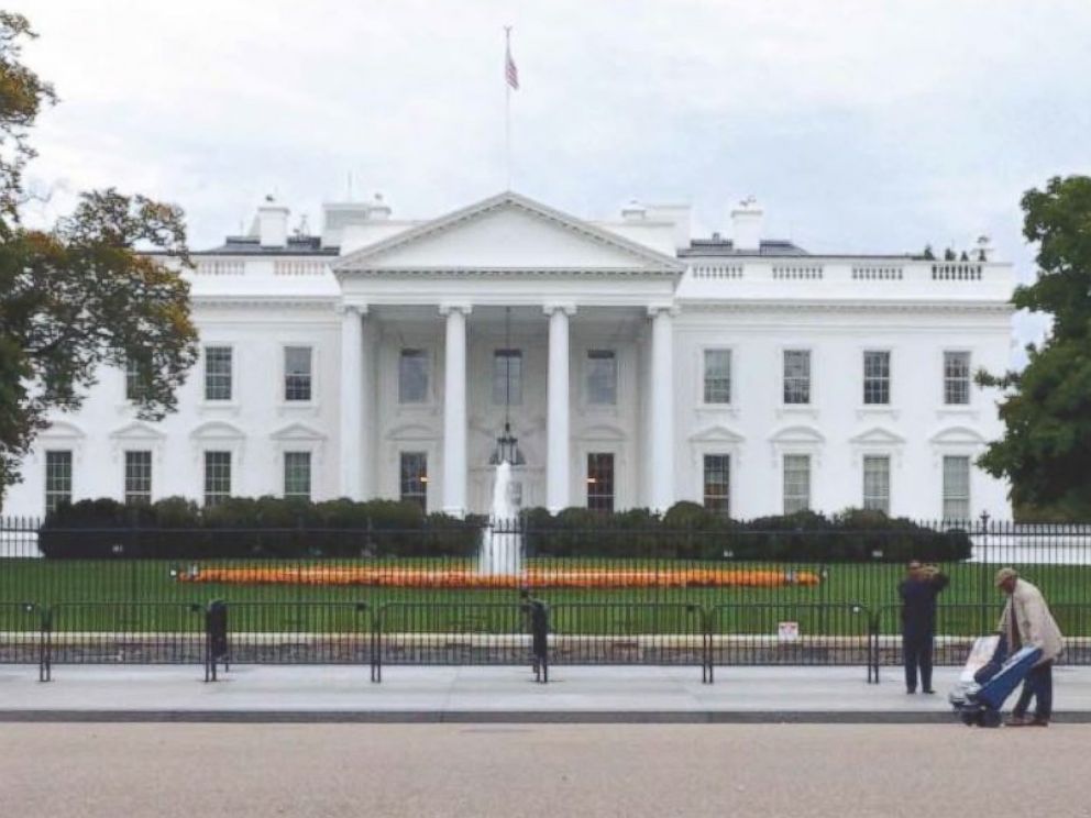 PHOTO: Existing White House fence from Lafayette Park. 
