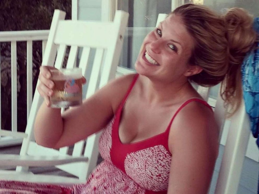 PHOTO: Harmony Hobbs says she used to drink alcohol to cope with the pressures of parenting, but she has been sober since 2017.