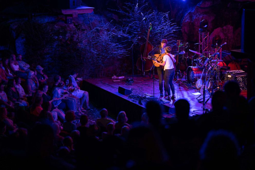 PHOTO: The Honey Dewdrops, Kagey Parrish and Laura Wortman, perform a musical set in front of an audience.