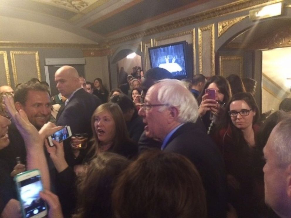 PHOTO: Bernie Sanders and his wife Jane get mobbed in the lobby of the Richard Rodgers Theater, where the saw the Broadway musical "Hamilton," about founding father Alexander Hamilton, on April 8, 2016.