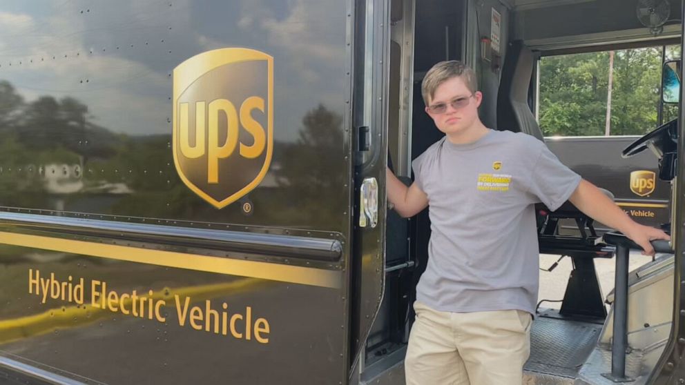 VIDEO: Inspirational UPS driver shares message