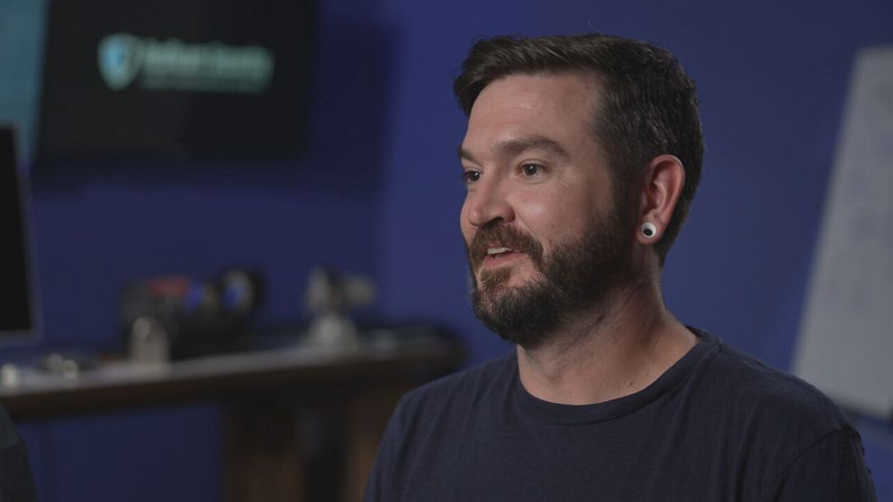 PHOTO: Jonathan Studebaker, a former security consultant with RedTeam Security, speaks to "Nightline" about his work helping companies defend themselves from cyberattacks. 