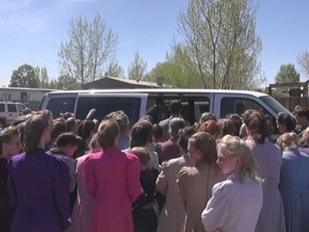 FLDS Members Mob Former Follower Who Won Custody of Her Children - ABC News FLDS Members Mob Former Follower Who Won Custody of Her Children - ABC News