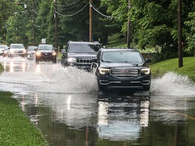 Flash flooding kills 4 in Kentucky, 1 in Tennessee