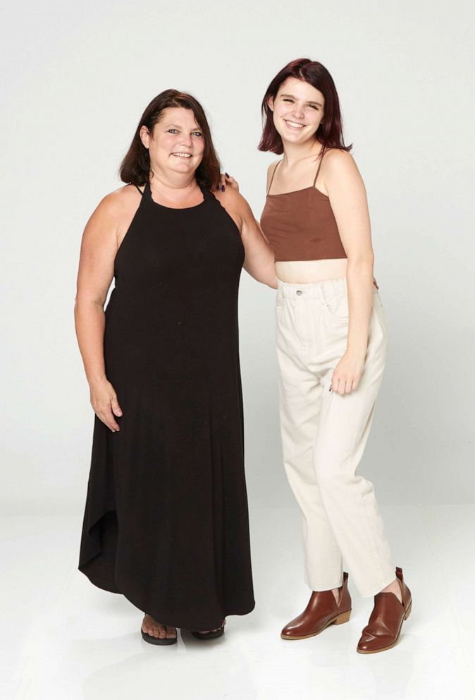 PHOTO: Allison Lee pictured with her mother Kellie Lee in 2021.