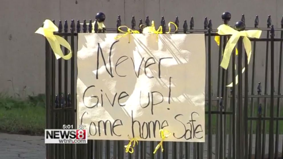PHOTO: Neighbors decorated Linda Carman's home with ribbons and signs as a "way of sharing hope" the 54-year-old mother would return home safely after going missing at sea on September 18, 2016.
