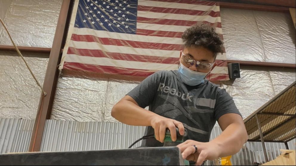 PHOTO: In Manitowoc, Wisconsin, “Metal Art of Wisconsin” has decided to donate its handcrafted American flag wall designs to servicemen and women all over the country.