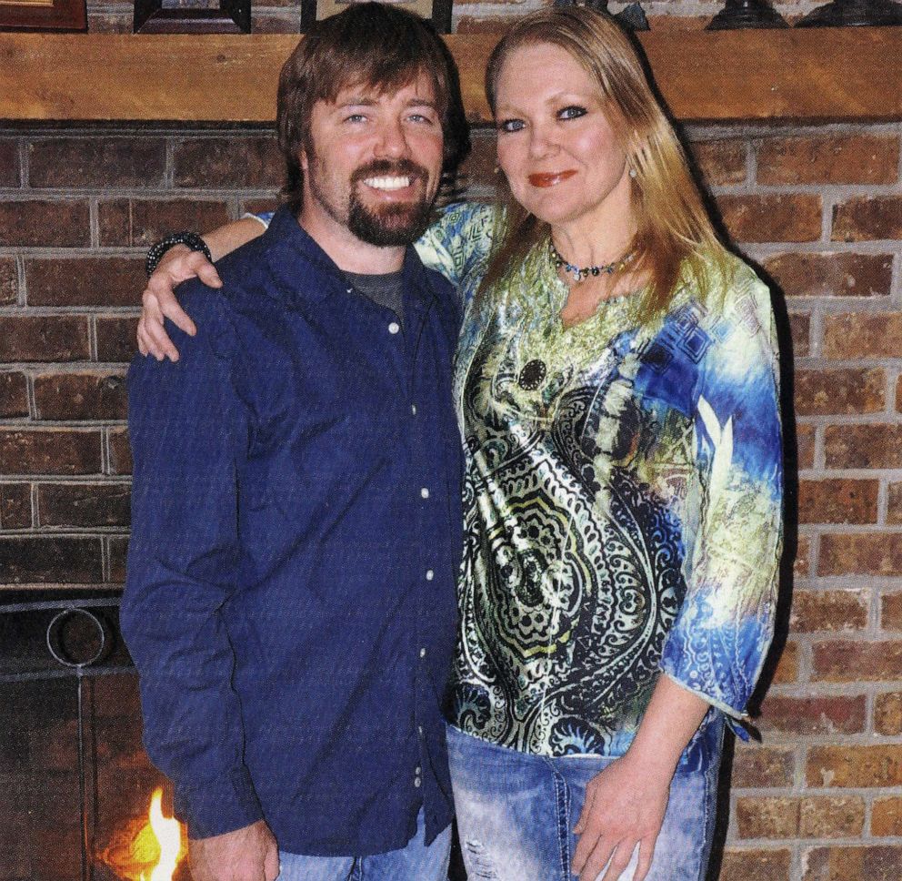PHOTO: Sidney and Tammy Moorer in an undated photo. 