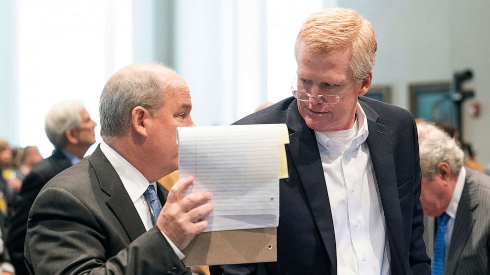PHOTO: Alex Murdaugh, right, speaks with defense attorney Jim Griffin during a break in his trial for murder at the Colleton County Courthouse in Walterboro, S.C., Feb. 15, 2023.