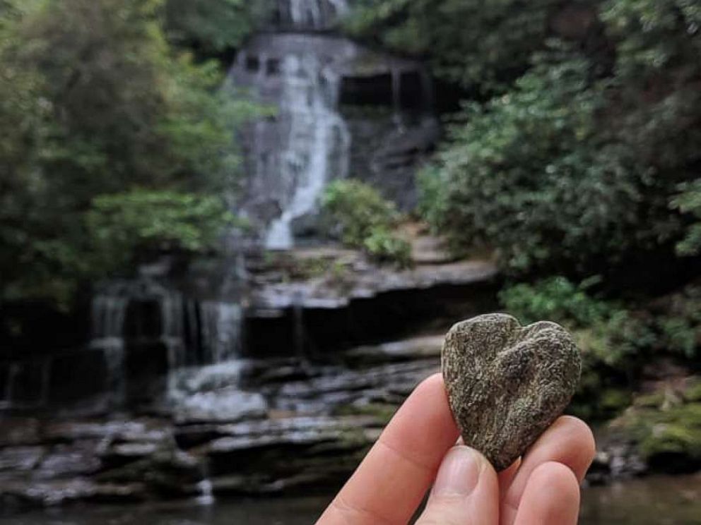 Girl Returns Rock She Stole From Great Smoky Mountains