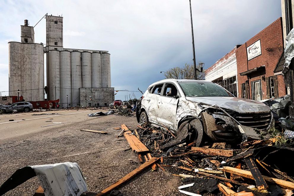 Stories of survival and heartbreak after deadly tornado in Perryton