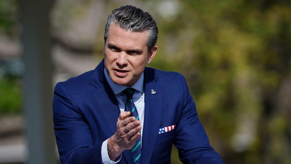 PHOTO: Secretary of Defense Pete Hegseth delivers remarks to students, faculty and staff at the U.S. Army War college, April 23, 2025 in Carlisle, Pa.