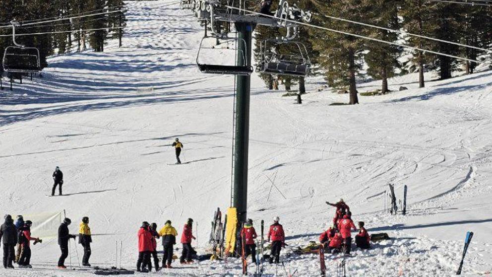 PHOTO: Heavenly Ski Resort chairlift incident