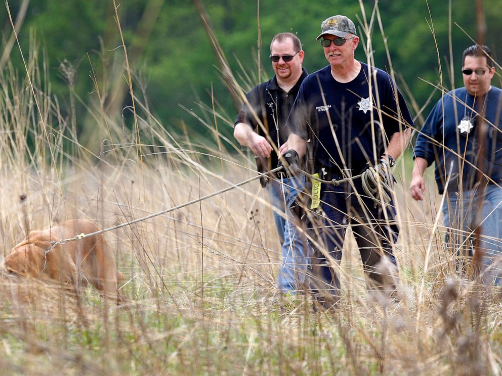 PHOTO: Joliet Police search Castle Rock State Park wetlands for evidence in Timmothy Pitzens disappearance, May 19, 2011.