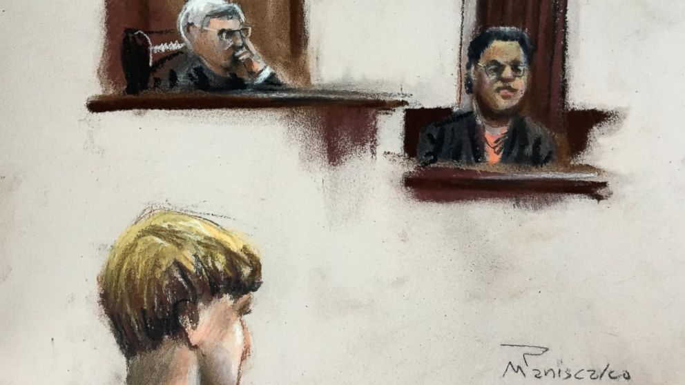 PHOTO: Jennifer Pinckney, right, testifies in this court sketch at the trial of Dylann Roof, who is facing the death penalty for the killings of nine black churchgoers in Charleston, South Carolina, Jan. 4, 2017. 