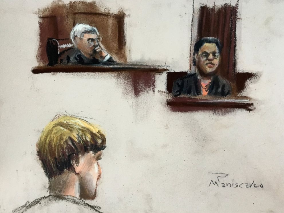 PHOTO: Jennifer Pinckney, right, testifies in this court sketch at the trial of Dylann Roof, who is facing the death penalty for the killings of nine black churchgoers in Charleston, South Carolina, Jan. 4, 2017. 