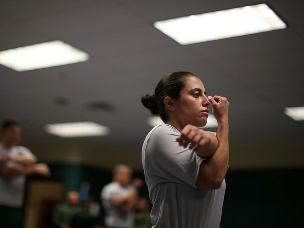 PHOTO: Border patrol trainee Stevany Shakare, from Iraq, takes part in a physical training class at the United States Border Patrol Academy in Artesia, New Mexico, June 8, 2017.