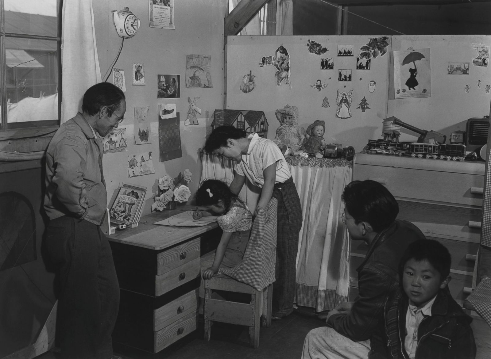 A Look Back At Japanese Internment Camps In The Us 75 Years Later